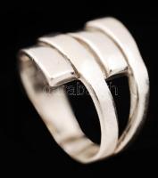 Ezüst gyűrű, Ag., nettó: 6gr., jelzett, méret:60 /Silver ring, Ag, net.. 6gr, marked, size: 60