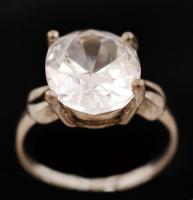 Ezüst gyűrű kővel, Ag., bruttó: 3,5gr., jelzett, méret:50 /  Silver ring with stone, Ag, gross: 3,5gr, marked, size: 50
