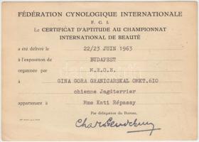 1963 a Fédération Cynologique Internationale francia nyelvű versenyképesség-igazolása magyar nyelvű ...