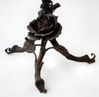 Antik kovácsolt vas rózsás gyertyatartó,  m:35 cm