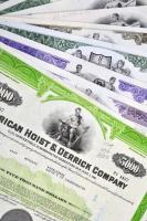 Amerikai Egyesült Államok 1967-1980. 10db klf részvény perforációval, bélyegzésekkel, lyukasztással érvénytelenítve T:I-III egyiken szakadás USA 1967-1980. 10pcs of diff shares, with perforations, stamps, cancelled by holes C:UNC-F one with tear