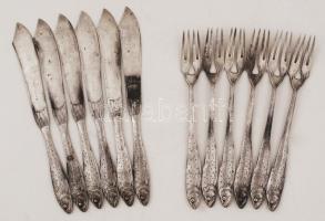 cca 1900 Jelzett, ezüstözött, halas étkészlet. 6 villa és kés / cca 1900 Fish fork and knife set. Silver coated