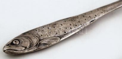 cca 1900 Jelzett, ezüstözött, halas étkészlet. 6 villa és kés / cca 1900 Fish fork and knife set. Si...