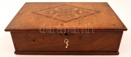 Antik, intarziás fa doboz, kulcssal és zárral / Antique wooden box 35x20x11 cm