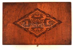 Antik, intarziás fa doboz, kulcssal és zárral / Antique wooden box 35x20x11 cm