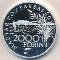 1997. 2000Ft Ag "Régi balaton hajók / Helka & Kelén" dísztokban tanúsítvánnyal T:PP
A...