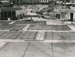 cca 1968 Budapest, Baross téri látomások, Karai Sándor 3 db pecséttel jelzett városképe, 24x18 cm