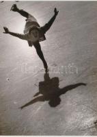 cca 1937 Fények, árnyékok, mozdulatok a jégen, Szendrő István (1908-2000) eredeti alkotásainak moder...