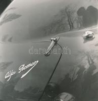 cca 1985 Molnár-Csikós Virág: Fény, felület, anyag című sorozatából 3 db jelzés nélküli vintage fotó, 21x21 cm és 20x20 cm