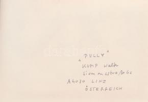 cca 1989 Kump Walter: Harc a korongért, feliratozott vintage fotóművészeti alkotás, 13x18 cm