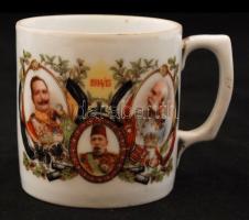 cca 1915 Vilmos császárt, V. Mehmed török szultánt és Ferenc József I. világháborús szövetségeseket ábrázoló porcelán bögre / cca 1915 Chinaware mug with the pictures of allied Franz Joseph Emperor, and William Emperor and Mehmed V. Sultan. 7 cm