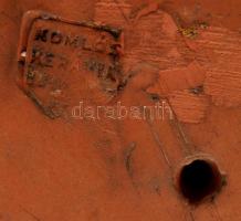 Komlós kerámia, primadonna, festett mázas kerámia, apró festék hibákkal, jelzett, m:35 cm, d:28 cm