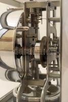 1939 Jaeger-LeCoultre Atmos II. örökóra. sorozatszám 8763. Szép, működő állapotban. Az óra légnyomás...