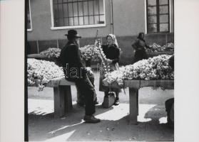 cca 1950 Kecskeméti vásárban, Medgyesi László hagyatékában őrzött 4 db negatívról készült modern nag...
