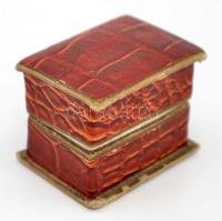 14K arany gyűrű opál köves díszítéssel, régi dobozzal / 14C gold ring with opal ornament 2,1g