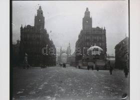 cca 1910 Budapest, Kígyó tér, az északi Klotild palota előtt kupolás épület állt, ennek a helyére került Pázmány Péter szobra (1914), korabeli üveglemez modern nagyítása, 13x18 cm