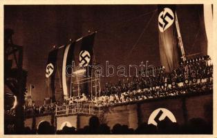 Berlin, Tag der nationalen Arbeit, Massernaufmarsch auf dem Tempelhofer Feld / National Workers Day, NS propaganda