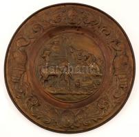 cca 1900 öntött vas dísztál,  vadász életképpel, jelzés nélkül, jó állapotban / Cast iron wall-plate with hunting scene d: 62 cm