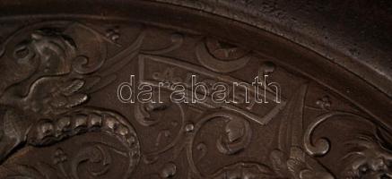 cca 1900 öntött vas dísztál,  hónapok allegorikus ábrázolásával  (július-december), jelzés nélkül, j...