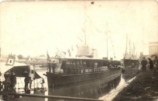 1929 K.u.K. Dunai Flotilla őrnaszádjai 'Győr' 'Szeged' Debrecen' a győri Duna-ágban; Nyugat Fotószalon /  Hungarian river guard ships, photo (pinhole)