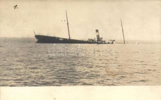 7 db Osztrák-magyar haditengerészeti fotó képeslap / 7 photo postcards of K.u.K Kriegsmarine battles...