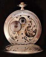 Helvetia ezüst (Ag.) másodpercmutatós zsebóra, működik, jelzett, bruttó:51 g, ezüst (Ag.) monogramos...