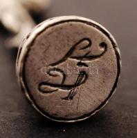 Helvetia ezüst (Ag.) másodpercmutatós zsebóra, működik, jelzett, bruttó:51 g, ezüst (Ag.) monogramos...