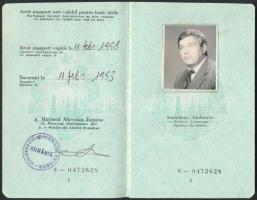 1993 Román, szocialista szolgálati útlevél, pp.:28, 14x9cm