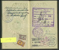 1937 Útlevél, Magyar Királyság,  ritka vasúti bélyeggel! pp.:44, 16x9cm