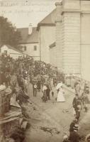 1910 Selmecbánya, Banská Stiavnica; 'Balekok' felvonulása, selmeci diákhagyomány / procession of the 'Baleks', student tradition, studentika, photo