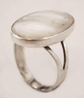 Ezüst gyűrű kővel, Ag., bruttó:4,5gr., jelzett, méret:51 / Silver ring with stone, Ag, gross:.. 4.5 ...
