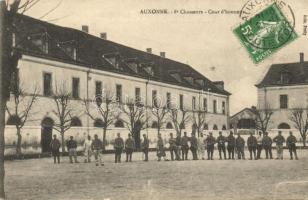 Auxonne, 8. Chasseurs, Cour dhonneur / 8th Chasseurs, Court of Honor, French military, light infantry barracks (EK)