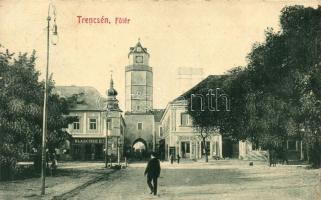 Trencsén, Trencín; Fő tér, Blaschke és Köves Ottó üzlete / main square, shops (fa)