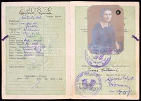 1929 Útlevél Toma Gáborné, dr. Toma Imre esperes édesanyjának kiadva a Magyar Királyság által, pp.:3...