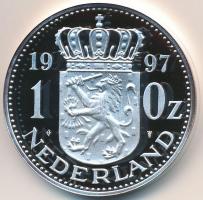 Hollandia 1997. 1 Uncia Ag "Beatrix" eredeti, kissé sérült tokban tanúsítvánnyal (31,20g/0...