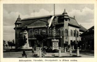 Budapest XV. Rákospalota, Városháza, országzászló