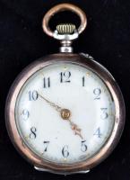 Ezüst zsebóra, Ag., bruttó:24gr., jelzés nélkül működik, számlap kissé repedt, d:3cm / Silver pocket watch,  Ag, gross: 24gr, without hallmark, operate, dial slightly cracked,d: 3cm