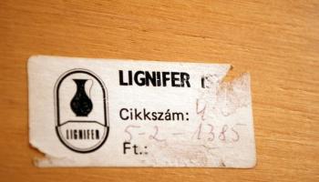 Iparművészeti Lignifer  réz doboz, jelzett,  20×10 cm