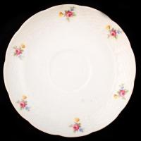 Virágmintás Meissen csésze+alj, matricás, jelzett, kis kopásnyomokkal, d: 10 ill. 16 cm