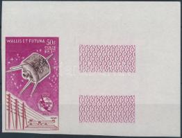 1965 100 éves a Nemzetközi Távközlési Unió Mi 207 ívsarki jobb oldali üres mezős vágott bélyeg / corner imperforate stamp with blank field on the right side