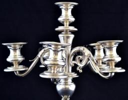 Ezüst (Ag.) neoklasszicista gyertyatartó, öt ágú hat láng hellyel, jelzett (Diana 1867-1937), mester...