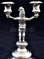 Ezüst (Ag.) séta gyertyatartó,  udvaronc figurával, két ágú, jelzett (Diana 1867-1937), mesterjeggye...