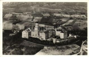 Pannonhalma, A főapátság