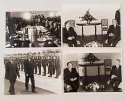 8 db Nicolae Ceauşescuról készült rendezvényfotó, különböző méretben