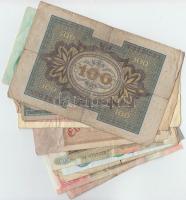 30db-os vegyes külföldi bankjegy tétel, közte Lengyelország, Szlovákia, Weimari Köztársaság T:vegyes...