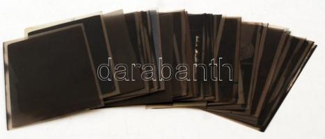 cca 1938-1945 Katonákat ábrázoló II. világháborús fotónegatívok, 34 db / 34 military photo negatives