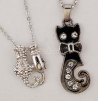 2 db cicás medál lánccal