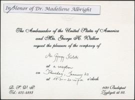 cca 1994-96 Keleti Györgynek címzett meghívó dr. Madeleine Albright tiszteletére tartott rendezvényre a Budapesti Amerikai Nagykövetségre, 11x15cm