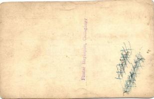 Egy fiatal Levente fotója, a  hátoldalon 'Emlékül, Gyula'; Förster fényképész Csillaghegy ...