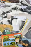 Vegyes közlekedéssel kapcsolatos fotók, nagyrészt vonatok, pályaudvarok, különböző méretben és minőségben, cca 80db, 10x15cm